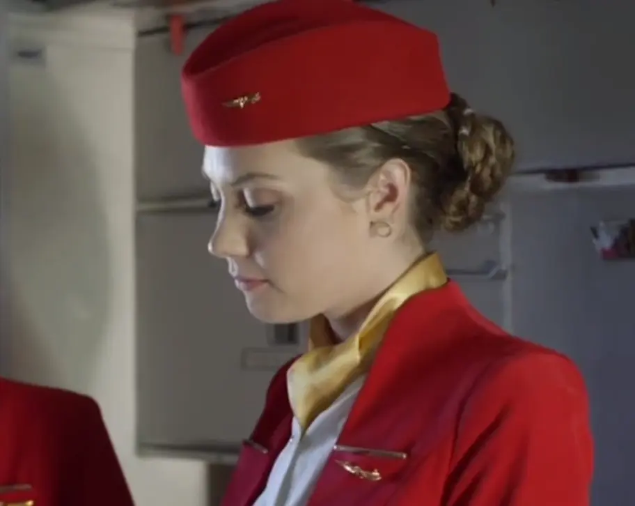 法国空姐4无删减电影1080P-《法国空姐4》悬疑片在线观看-啄木鸟系列完整免费看-多平台高清播放